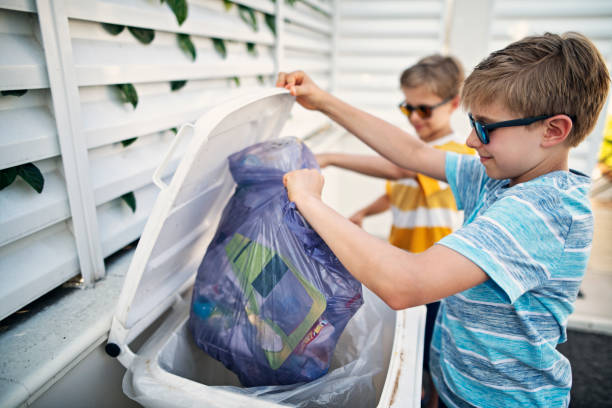 Best Junk Hauling Services  in Jamestown, ND